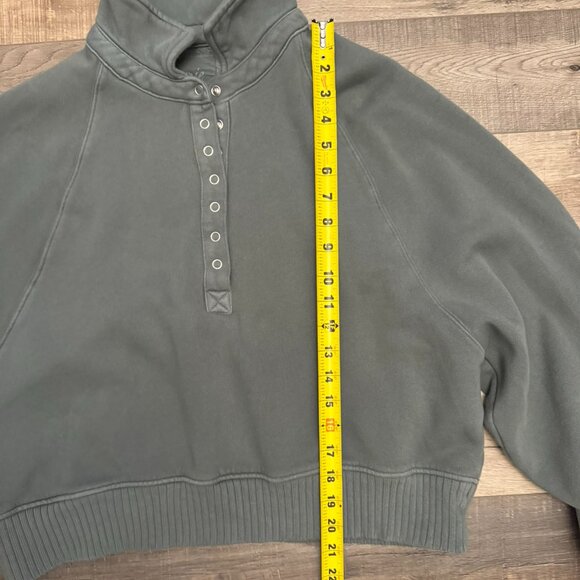 Aerie Green High-Neck Sweater - Picture 2 of 4